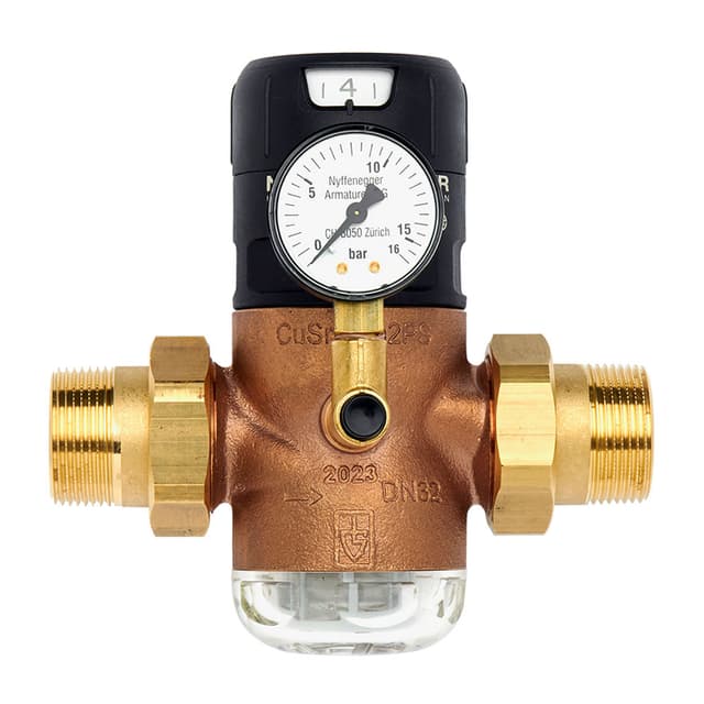 Druckreduzierventil mit Manometer und Druckknopf-Hahn 4 bar PN16